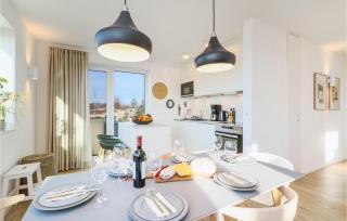 Cozy Apartment In Lembruchdümmer See - 4