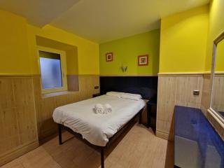 Pension Izar Bat Guesthouse - Saint-Sébastien - 1