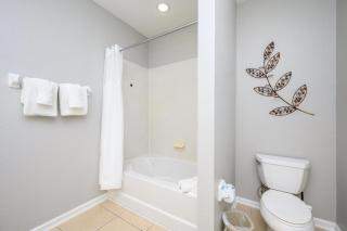 Epic Universe New Listing Beautiful Townhome, Vista Cay 4019 - Orlando - 6