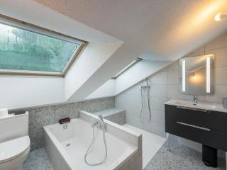 Duplex lumineux à Méribel Village : skis aux pieds, piscine et spa inclus - FR-1-566-48 - Les Allues - 4