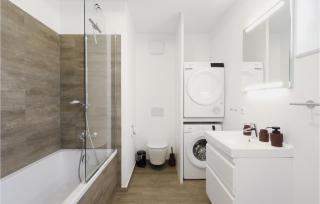 Beach Front Apartment - 6