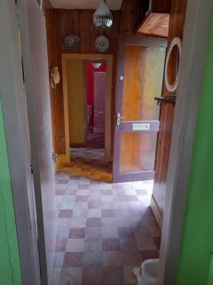 Granny's cottage, a lovely lakeside cottage - Donegal - 1