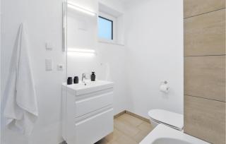 Cozy Apartment In Lembruchdümmer See - Lembruch - 5