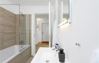 Cozy Apartment In Lembruchdümmer See - 3