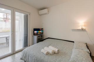 Il Gattino di Porto - apt 1 - Monolocale veranda piscina - Imperia - 4