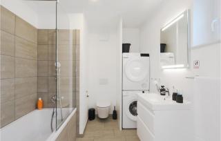 Beach Front Apartment - 6