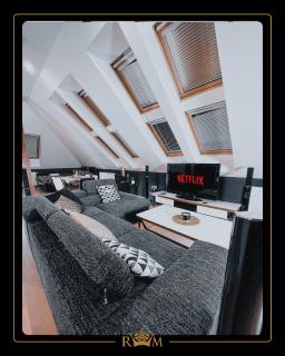 RM Luxury Apartment in Prague • 6 People • Free Parking • Pets - Prague - 4