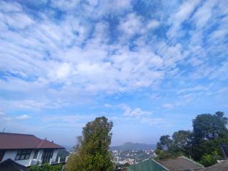 Zuni`s Home Stay - Kandy - 5