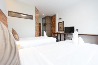 The Old City Wall Inn - 5