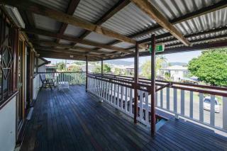 6 Bedroom + 2 Bath Apartment // Cairns Central - Cairns - 5