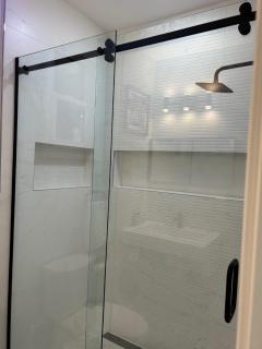 Unparalleled Luxury Spacious City Suite - 1