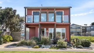 Anchorage - Apollo Bay - 9