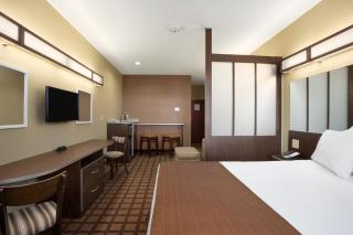 Sonesta Essential Fairmont - Fairmont - 4