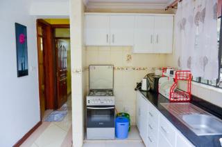 WESTLANDS MODERN ONE BEDROOM FURNISHED APARTMENT - Nairobi - 5