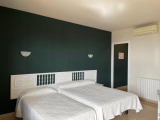 Hotel Bruc - El Bruc - 2
