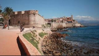 Vue mer et remparts. Entre vieille ville et plages - Antibes - 5