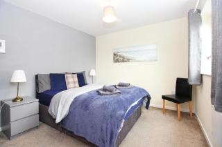 Hidden Gem of Newark - Sleeps 6 - Ollerton - 8