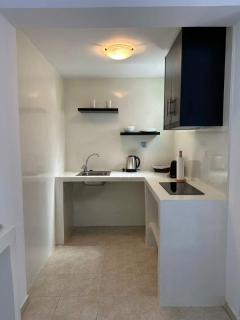 The F Suites - 8