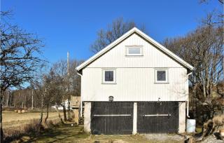 2 Bedroom Cozy Apartment In Skärhamn - 3