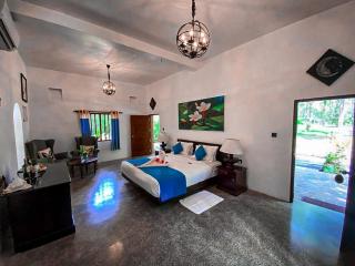 Mangrove Beach Chalets - 9