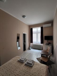 Hostel Fine - Belgrad - 6