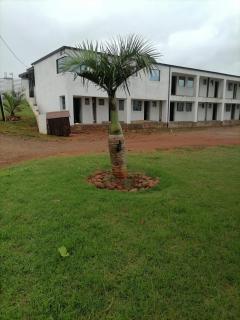 BF Dlamini Guesthouse - Amanzimtoti - 8