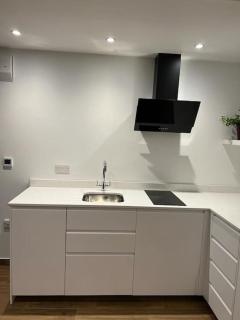 Cosy Detached Annexe With Free Off Street Parking - 1