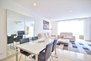 WIOLA SeaView Apartment by MOJE Holiday - Lagos - 9