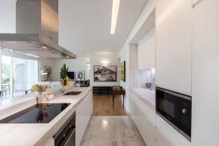 FLH Av. Liberdade Stunning Apartment with Balcony & Parking - Lissabon - 8