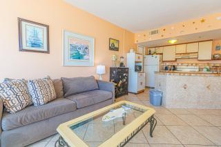 Oceanview 1 Bedroom Condo - Spacious with Awesome Views! Palace Resort 1009 - Sleeps 4 guests - Myrtle Beach - 3