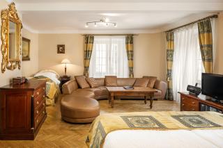 BHG Apartments Prague - Prague - 8