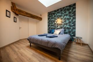 Girouette #3 étoiles #1 à 6 personnes #kingsize #netflix - - 0