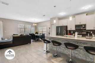 5 Bedrooms 4 Bathrooms Storey Lake 4813 Ml - 6