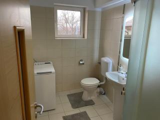 Penthouse 145mp - Living spatios - 2 Dormitoare cu baii private - Bucatarie complet utilata - 7