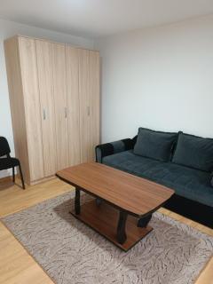 2BDR Apt with Balcony with view- Free Parking - 9