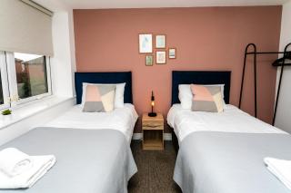 Fab 2bedroom apartment- Free parking, 5mins from city centre, Portland Rd NE2 1DJ - 3