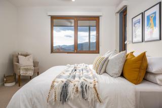 25 Walkers Lane - Bright - 5