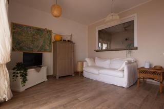 TERRACINA SEA FRONT FANTASTIC APARTMENT WITH ONE CAR PRIVATE OPEN PARKING - Terracina - 2