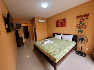 Affordable Rooms in Alona - 1