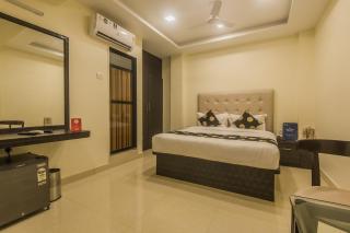 Super Hotel O Palace Inn Near Don Bosco (Borivali) Metro Station - Mumbai - 1