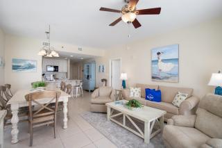Water Park On-Site! 2 Beachfront Master Suites! Corner Balcony Views! - Panama City Beach - 0