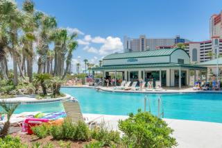 Gulf Front Living Room AND Master Suite! SLEEPS 8! - Panama City Beach - 0