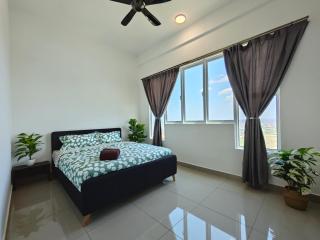 Balinese Seaview Trevor Amber Suite - Melaka - 9