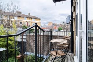 Chic 3 Bed Apartment Near London Bridge with Balcony - Londra - 9