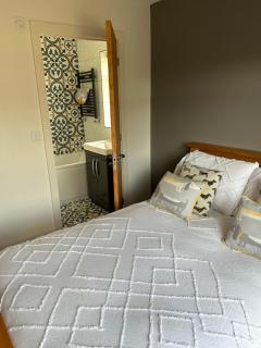 The Oaks, Luxury 2 bedroom cottage in a peaceful location - 8