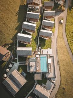 Boutique Hotel und Chalets Bergwiesenglück - See - 4