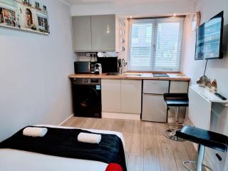 Lovely private flat with Terrace, TOP LOCATION! - 3
