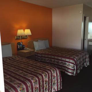 Avalon Motel - Early - 7