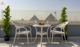 Full Pyramids View Apartment with Balcony For 8 P - Il Cairo - 0