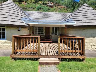 Gooderson Leisure Mountain View Cottages Self Catering and Timeshare Resort - 1